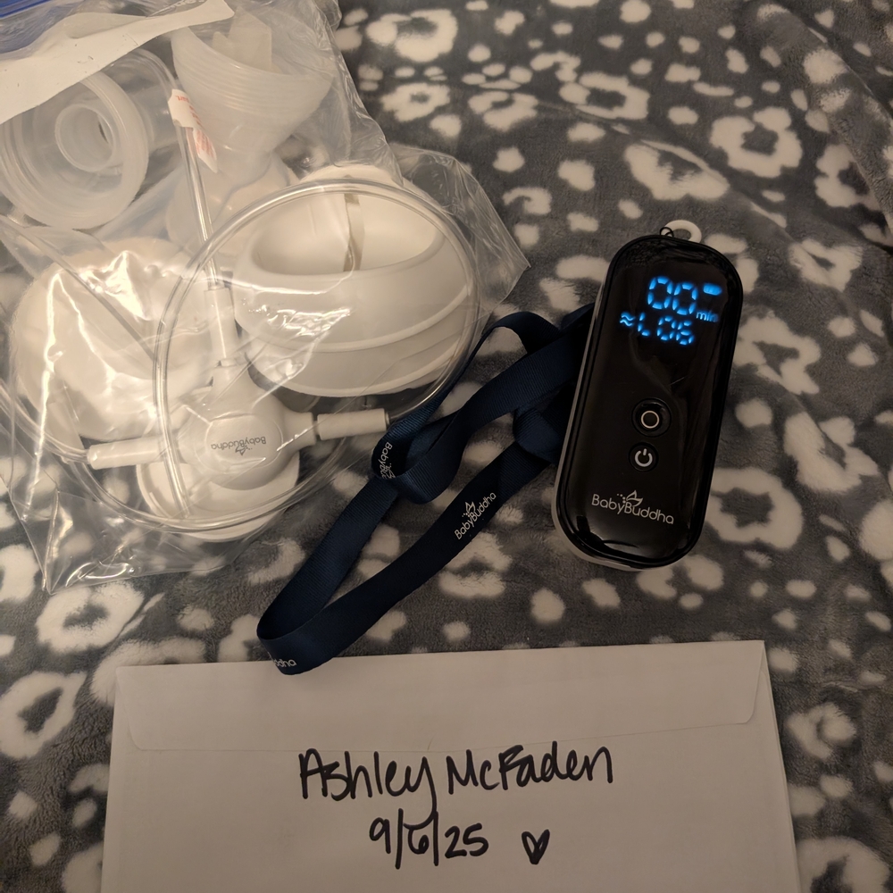 BabyBuddha Portable Breast Pump